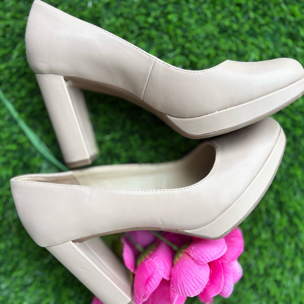 NATURALIZER BLOCK 4" HEEL PLATFORM 7.5 TAN TAUPE CREAM ROUND TOE 1/2" PLATFORM - Picture 2 of 12